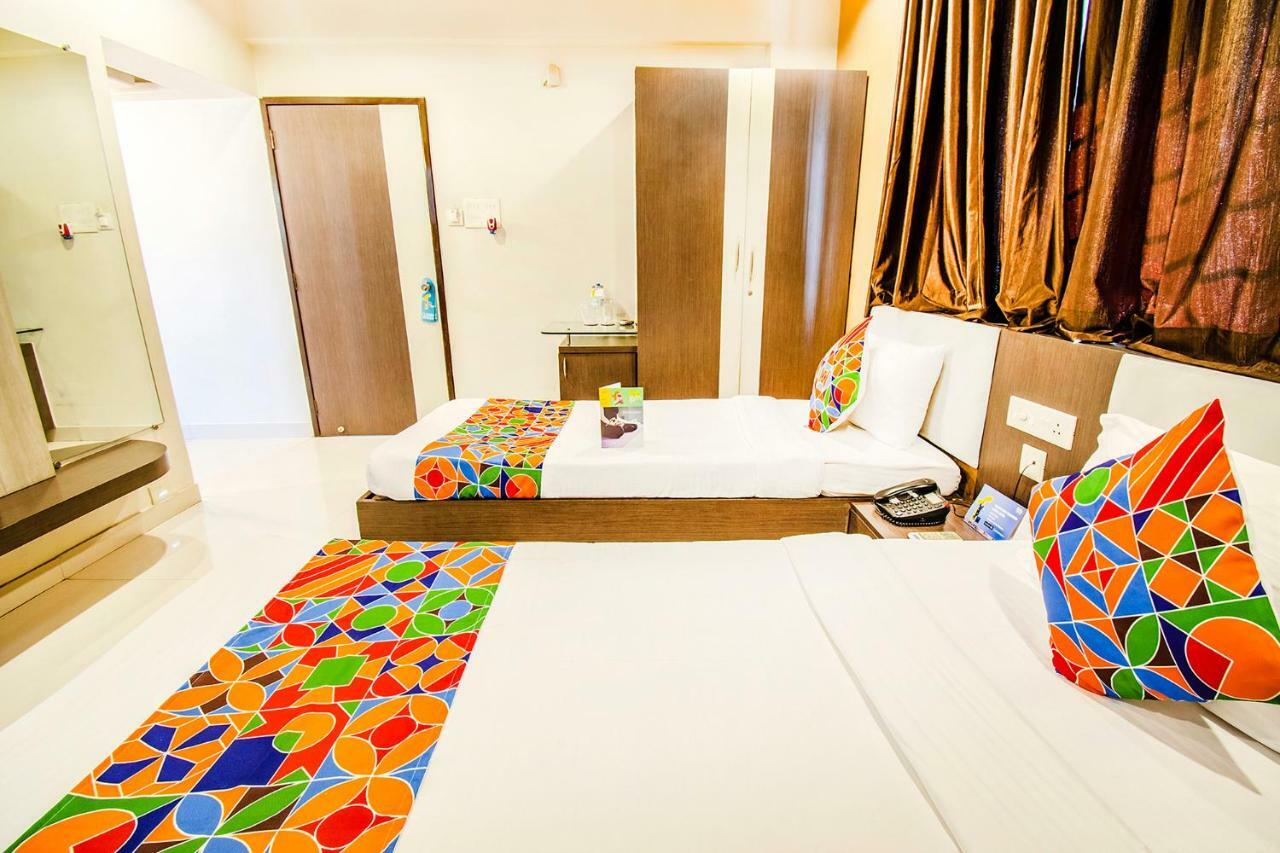 Fabhotel Prime Sanket Inn, Phoenix Mall Хіньеваді Екстер'єр фото